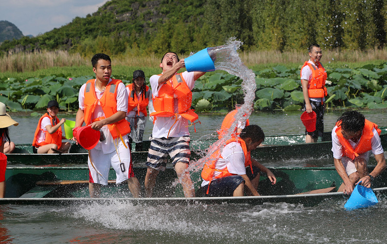 泼水之旅进行时！